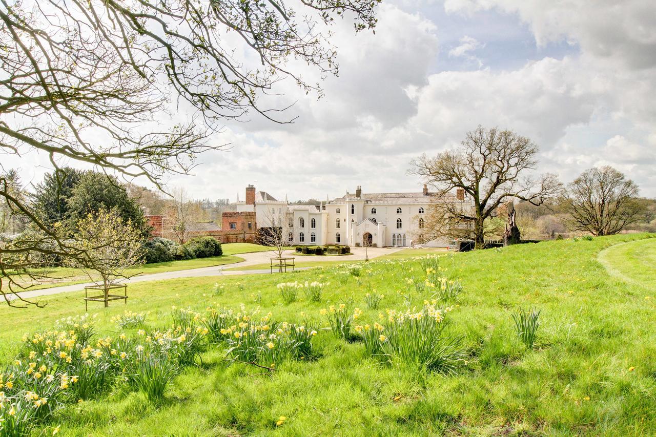 וויטצ'רץ' The North Wing - Combermere Abbey מראה חיצוני תמונה